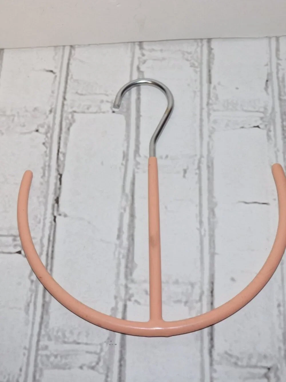 ✨ Vintage Belt or Scarf Closet Hook · 8.75